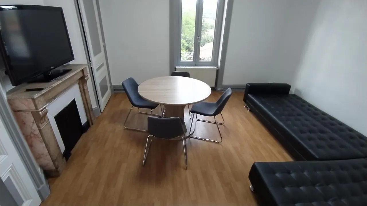 Appart - Hotel La Batisse De سانت شاموند سانت شاموند
